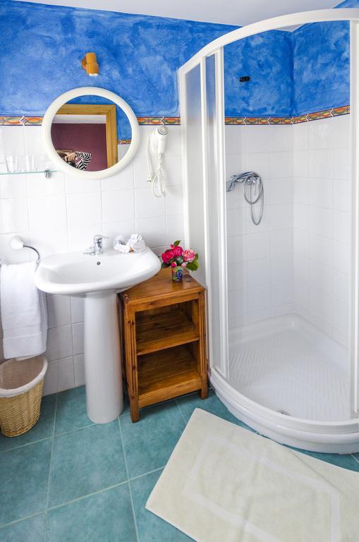 Fonte San Pedrin Guest House Cajide ภายนอก รูปภาพ
