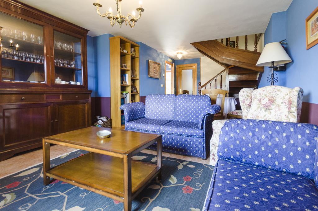 Fonte San Pedrin Guest House Cajide ภายนอก รูปภาพ